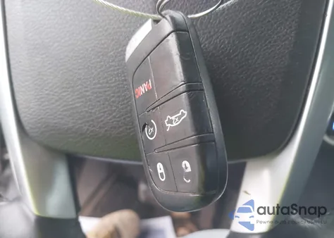 2013 Chrysler 300C из США, поврежденный, VIN 2C3CCAKT3DH543205